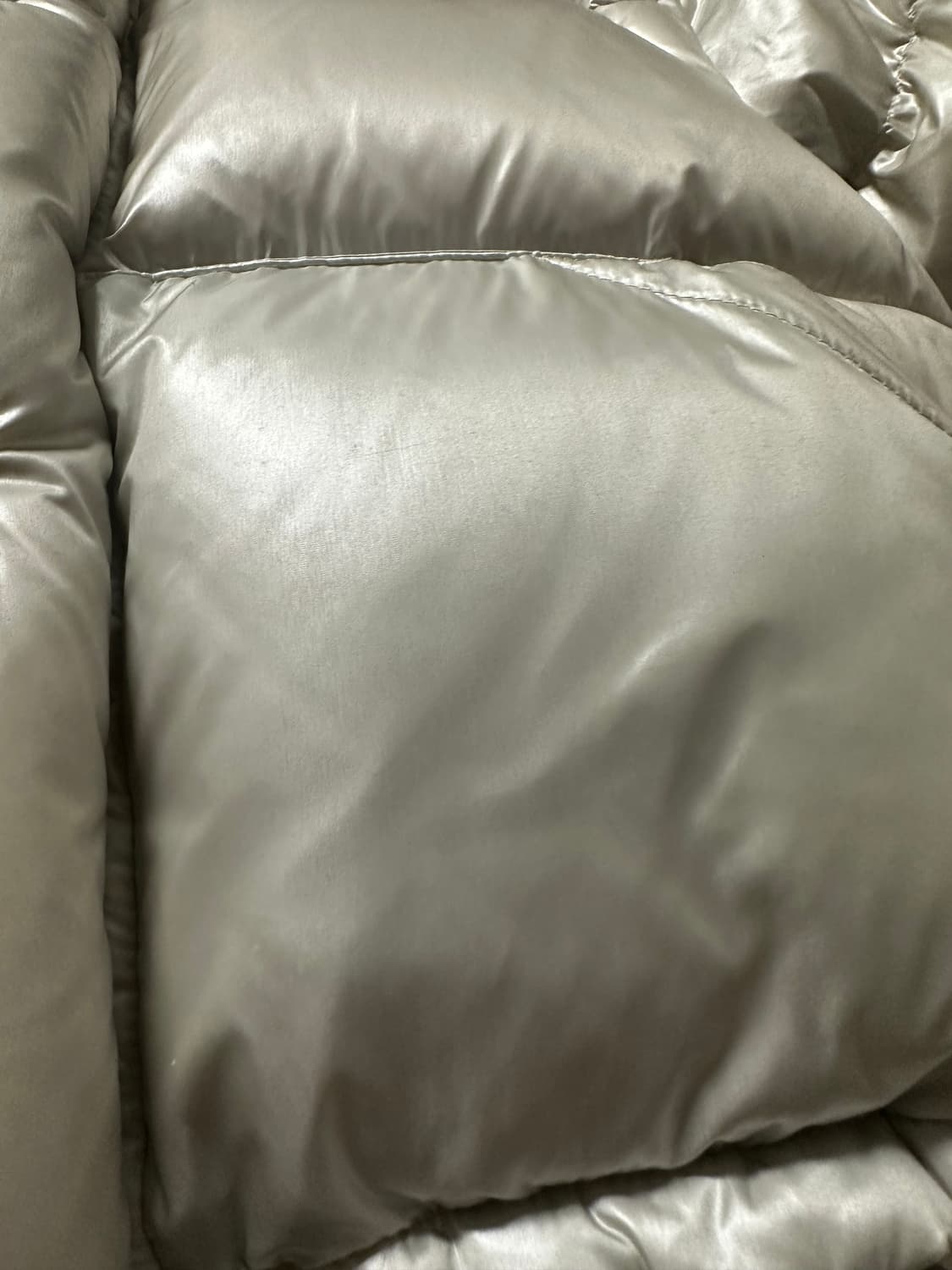 헤리티지플로스 패딩 21fw 크림색상 상품이미지8