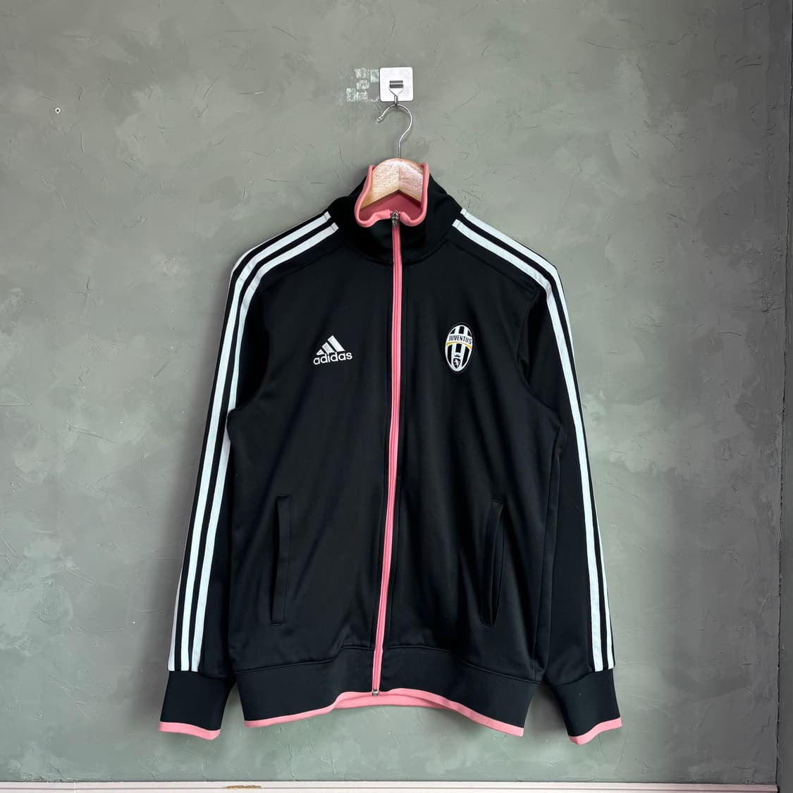 아디다스 유벤투스 져지 트랙탑 상품이미지1