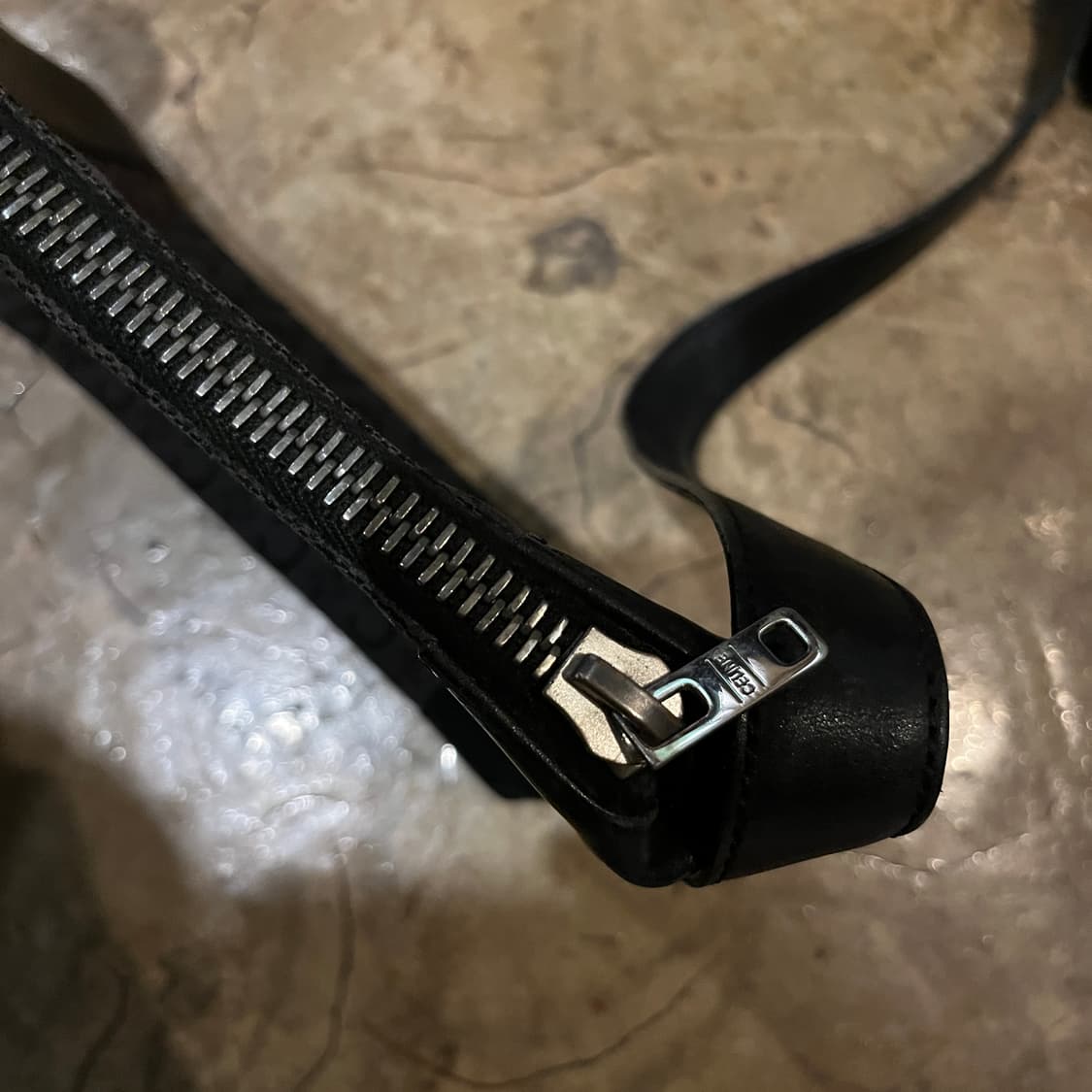 셀린느 크로스백 상품이미지8