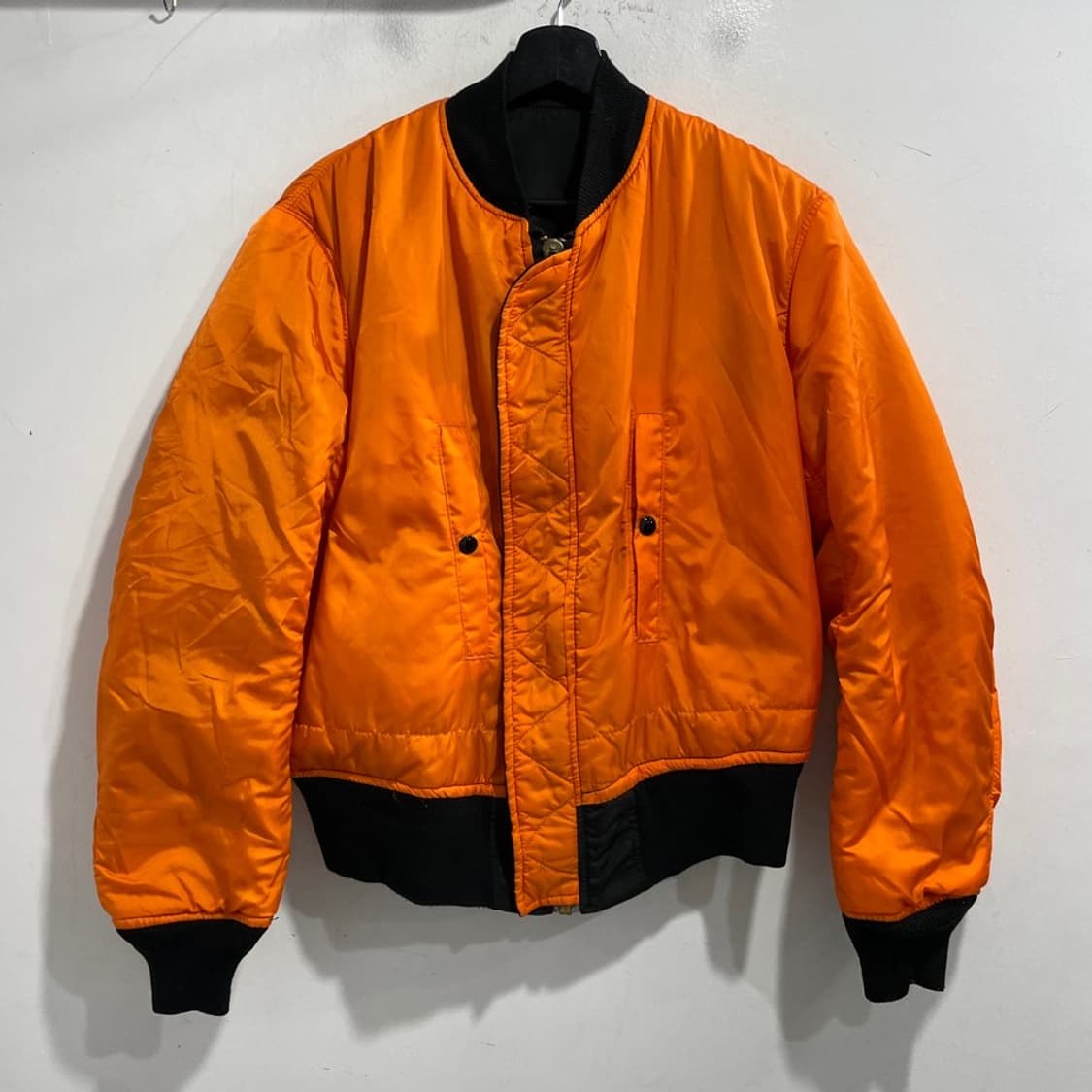 알파인더스트리 리버시블 항공점퍼 상품이미지4