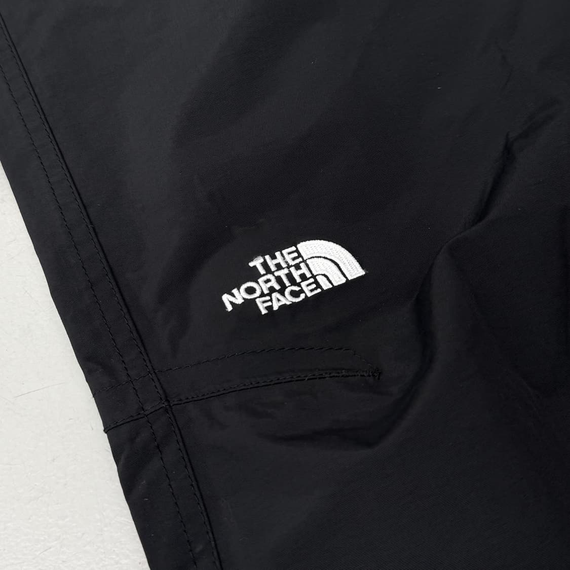 노스페이스 미들로고 고프코어 마운팅 와이드 팬츠 상품이미지4