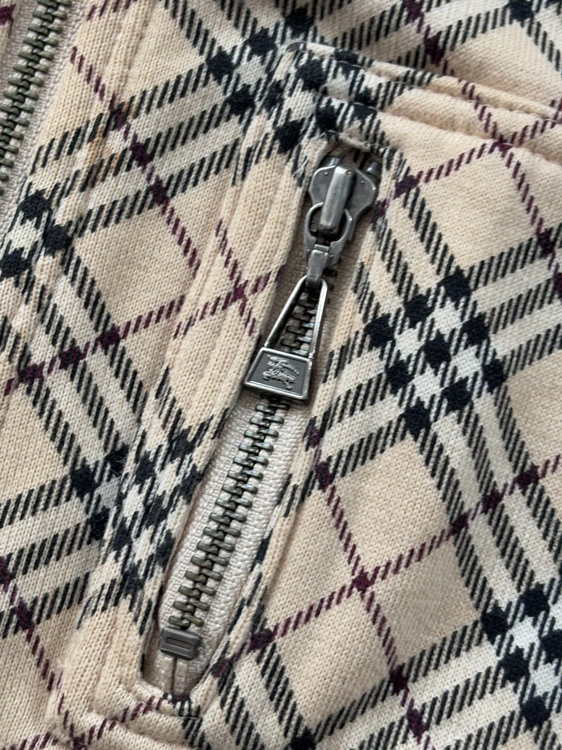 Burberry  버버리 블루라벨 노바체크 집업 상품이미지6