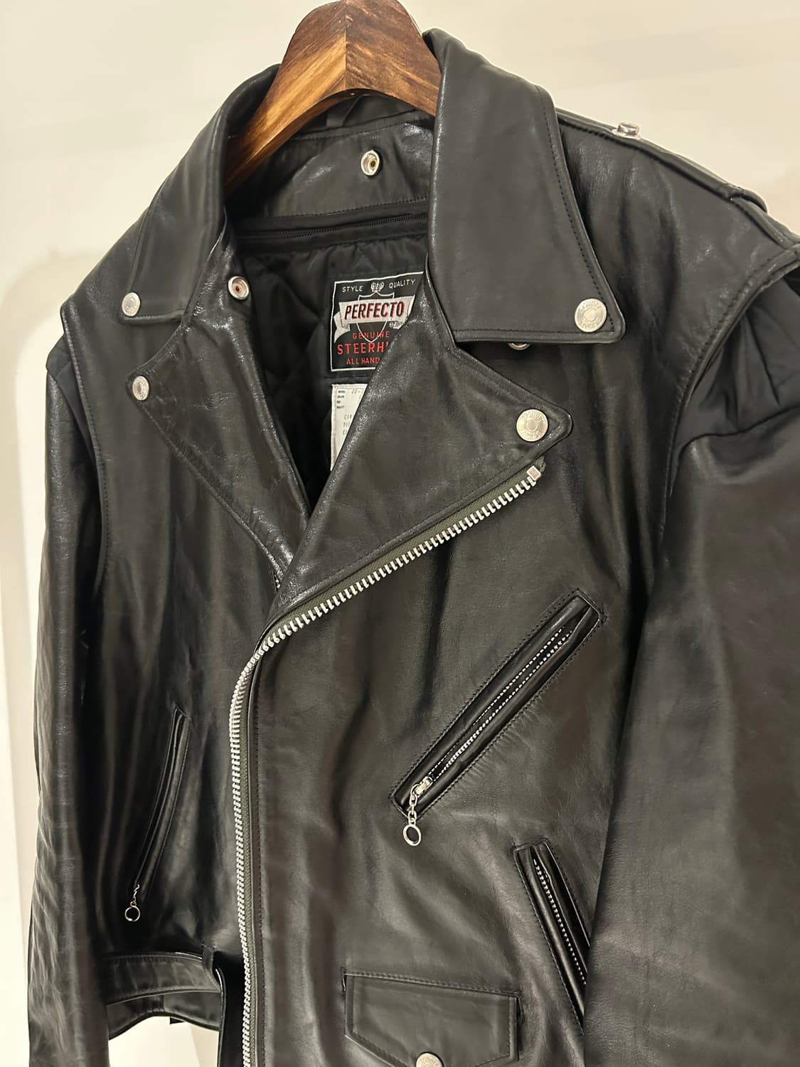 Sacai x Schott Perfecto Leather Jacket 상품이미지2