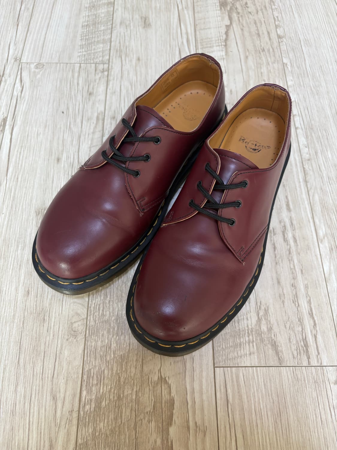 닥터마틴 1461 3홀 체리레드 270 상품이미지1