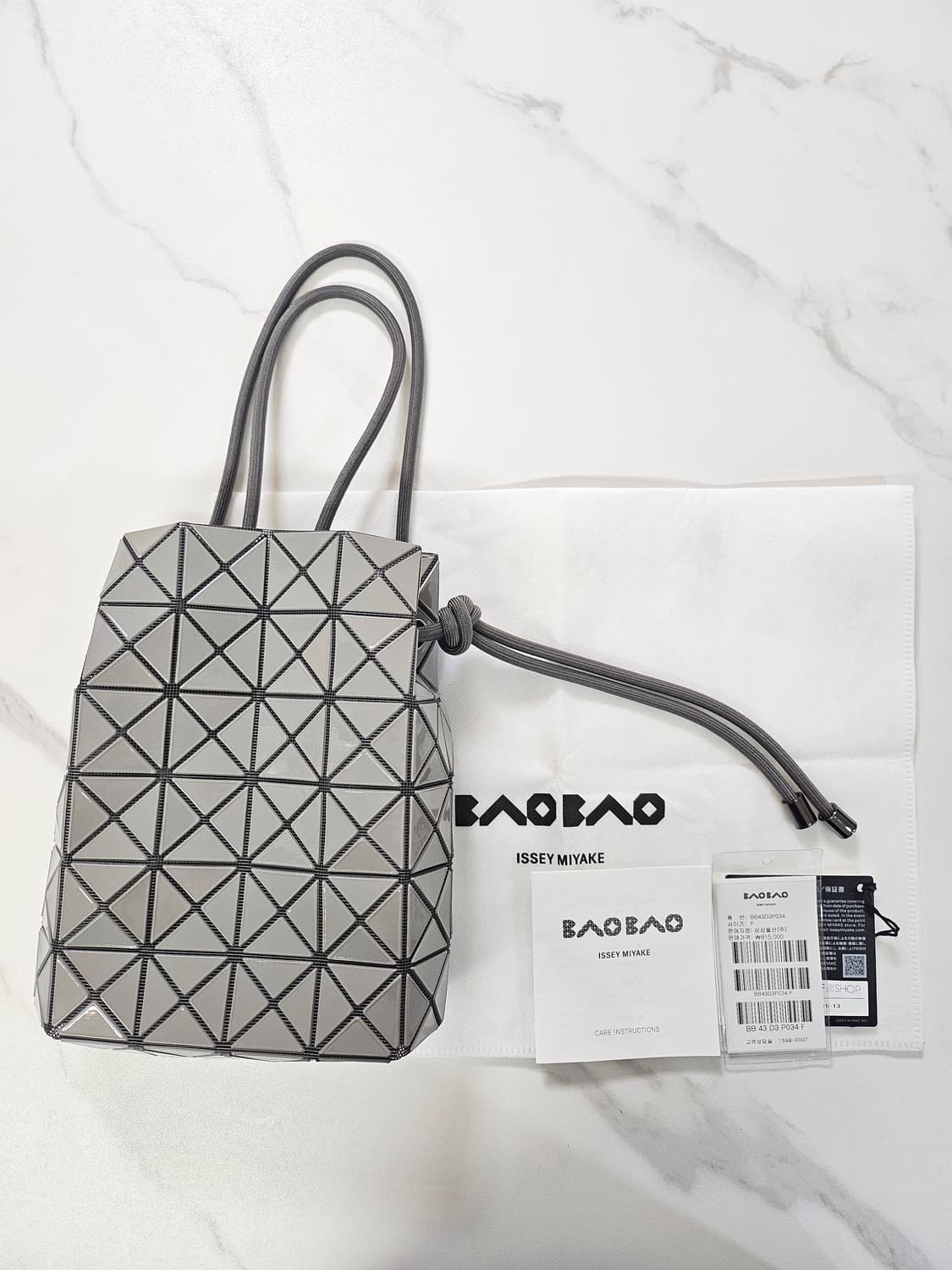 (새상품)바오바오 한정판 원톤 링백 다크그레이 상품이미지8