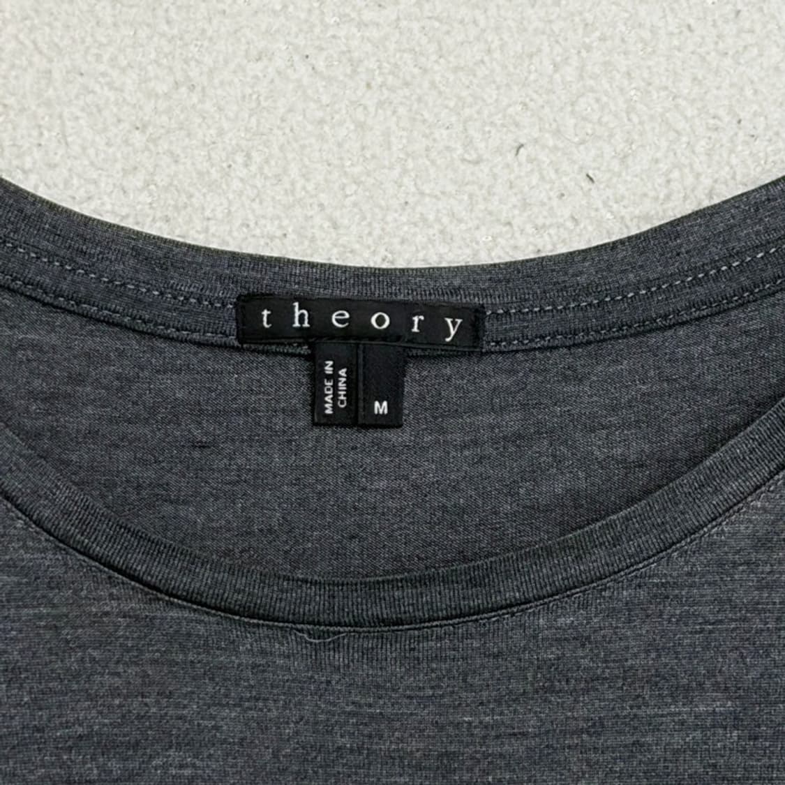 THEORY 실크 크루넥 롱 슬리브 M 상품이미지4