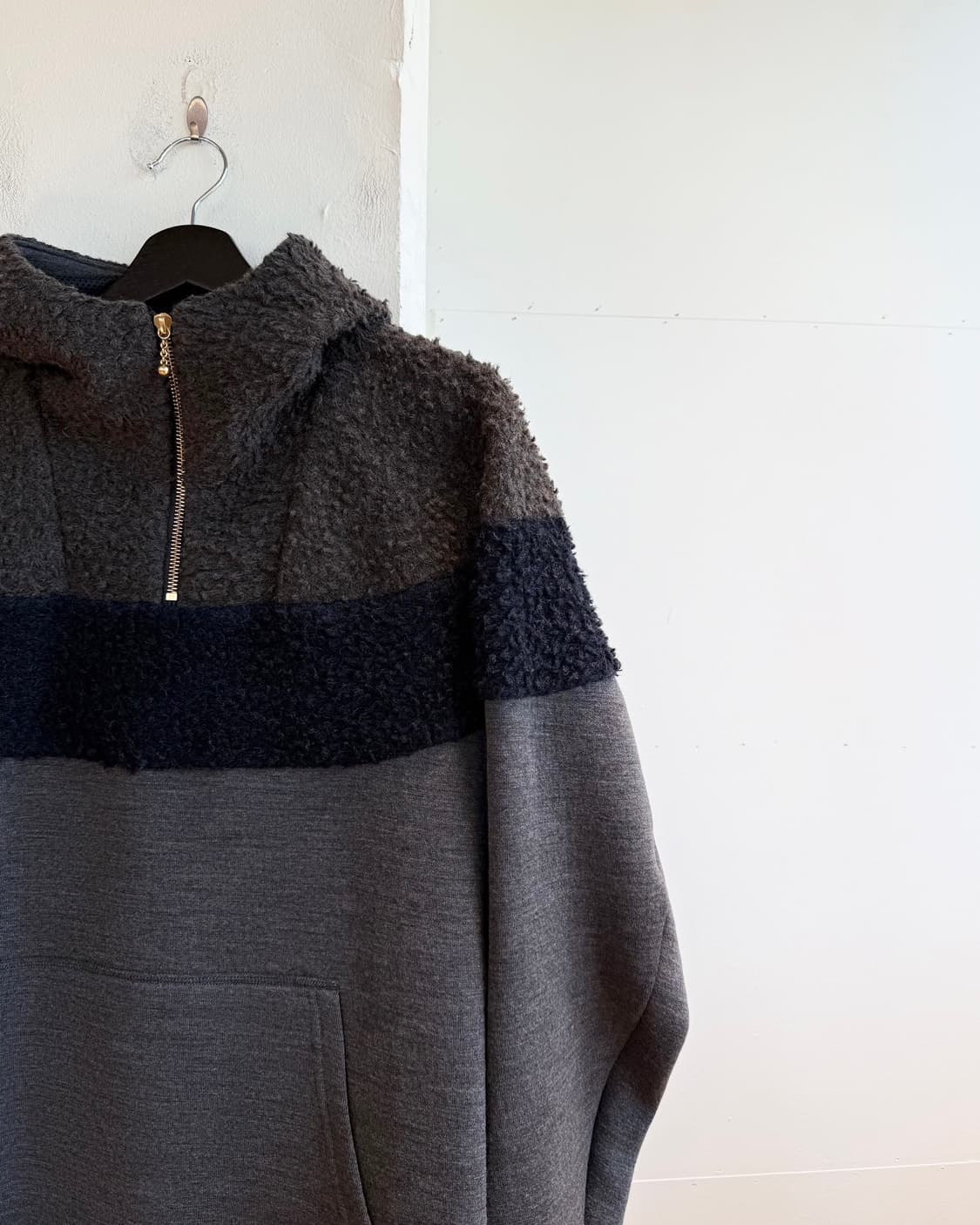 컬러 16aw 차콜 하프 집업 후디 상품이미지5