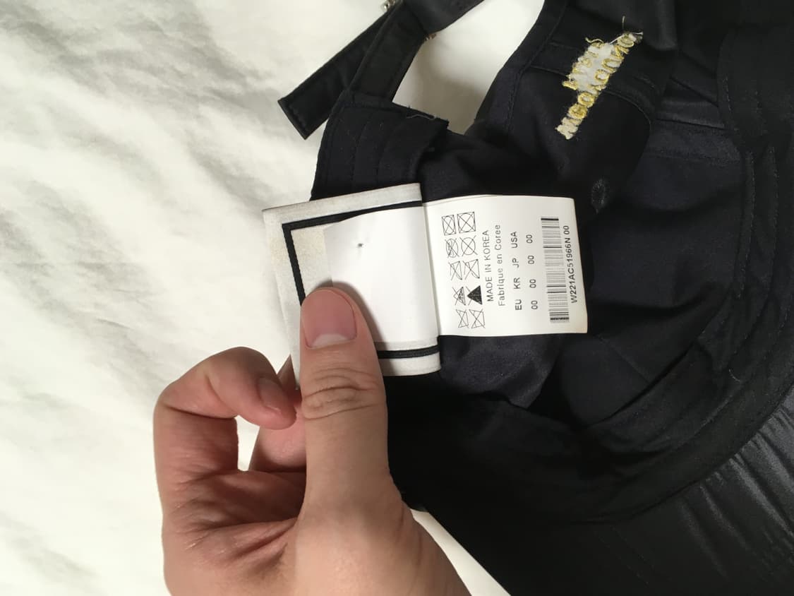 우영미 옐로우 로고 나일론 볼캡 네이비 - 22SS 상품이미지3