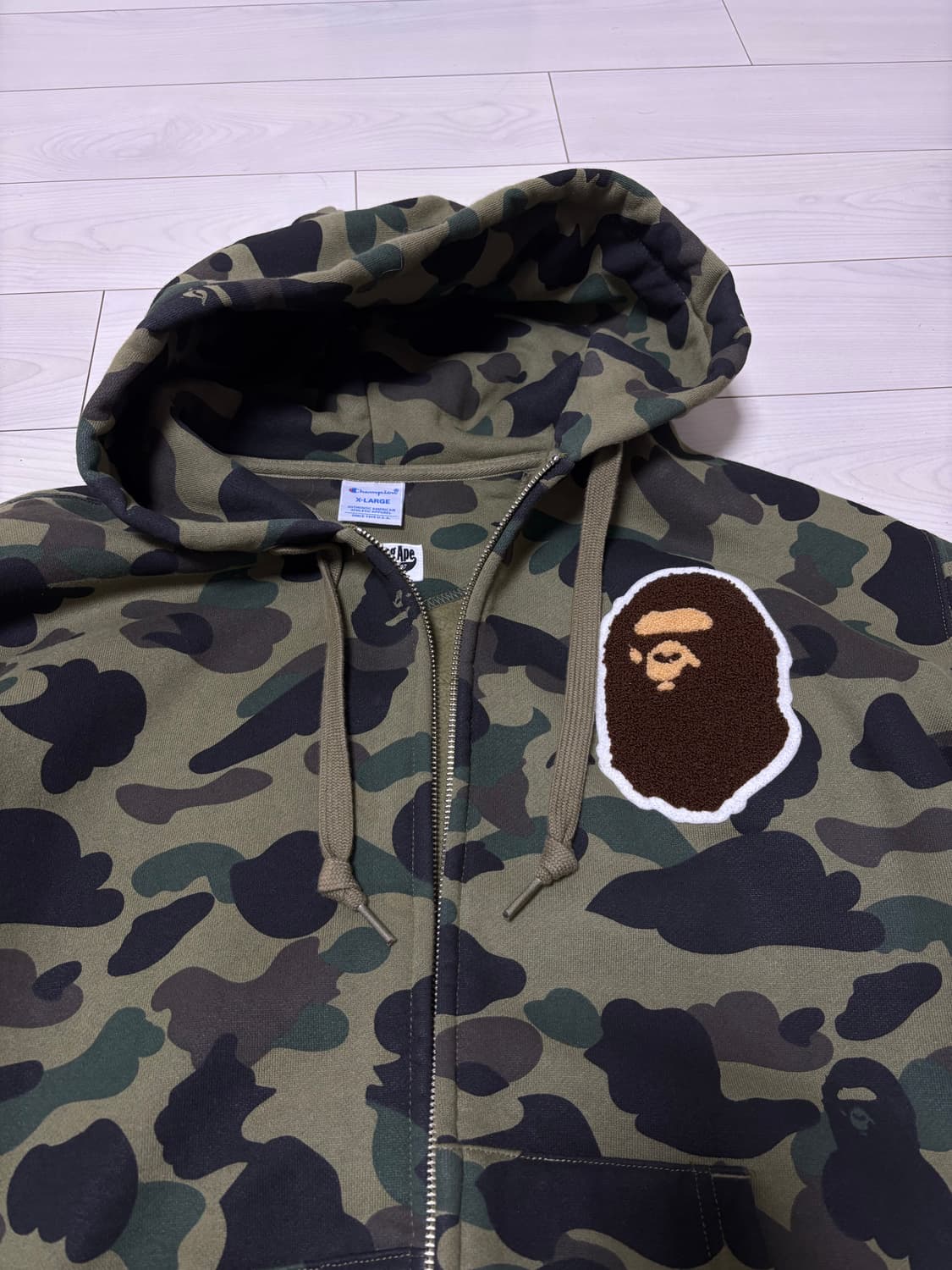 베이프 x 챔피온 녹계 후드집업 상품이미지2