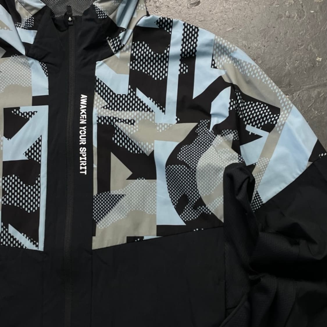 105 데상트 바람막이 상품이미지2