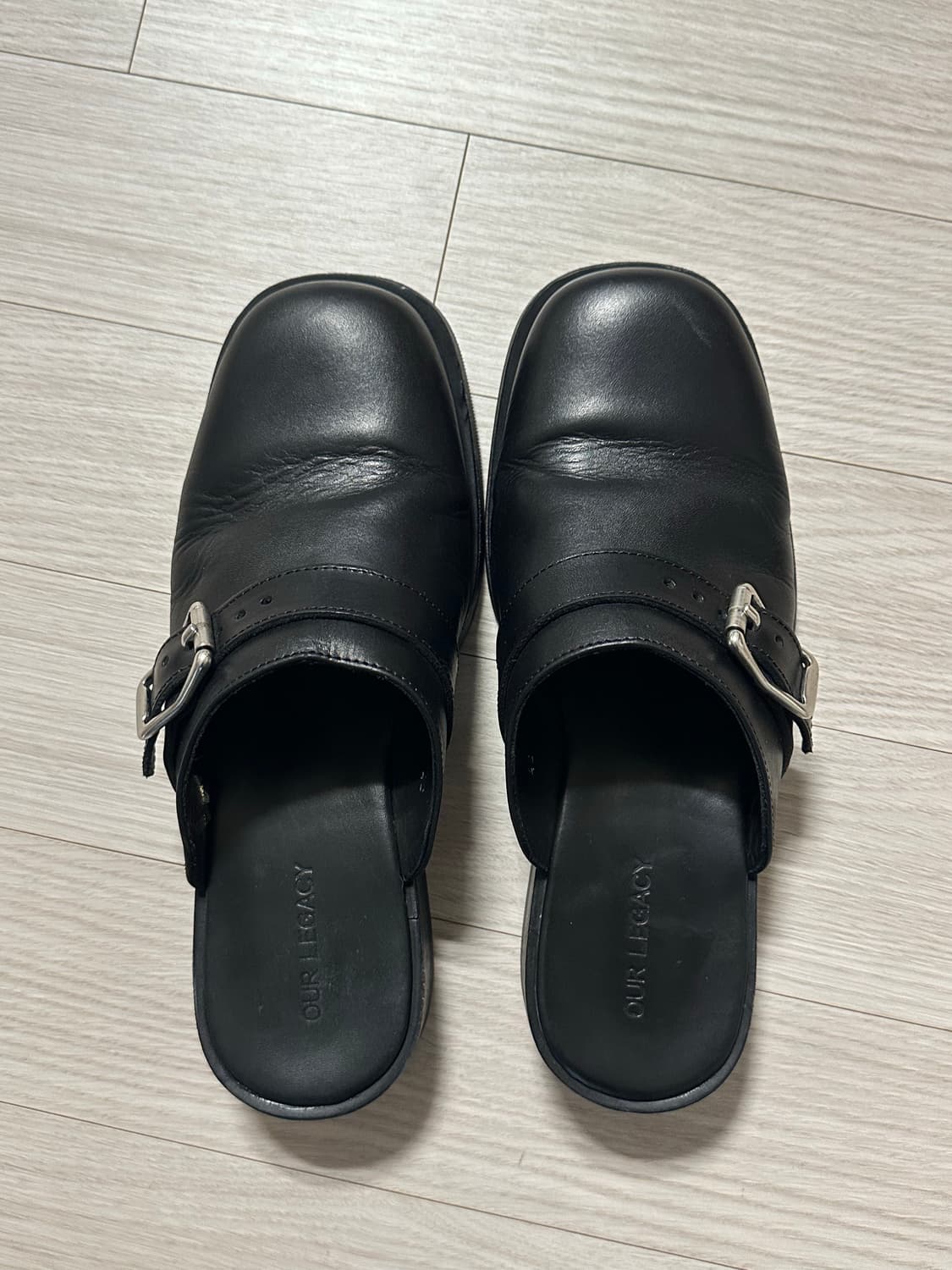 아워레가시 카미온 뮬 - 블랙 / A2217CVSE 상품이미지1