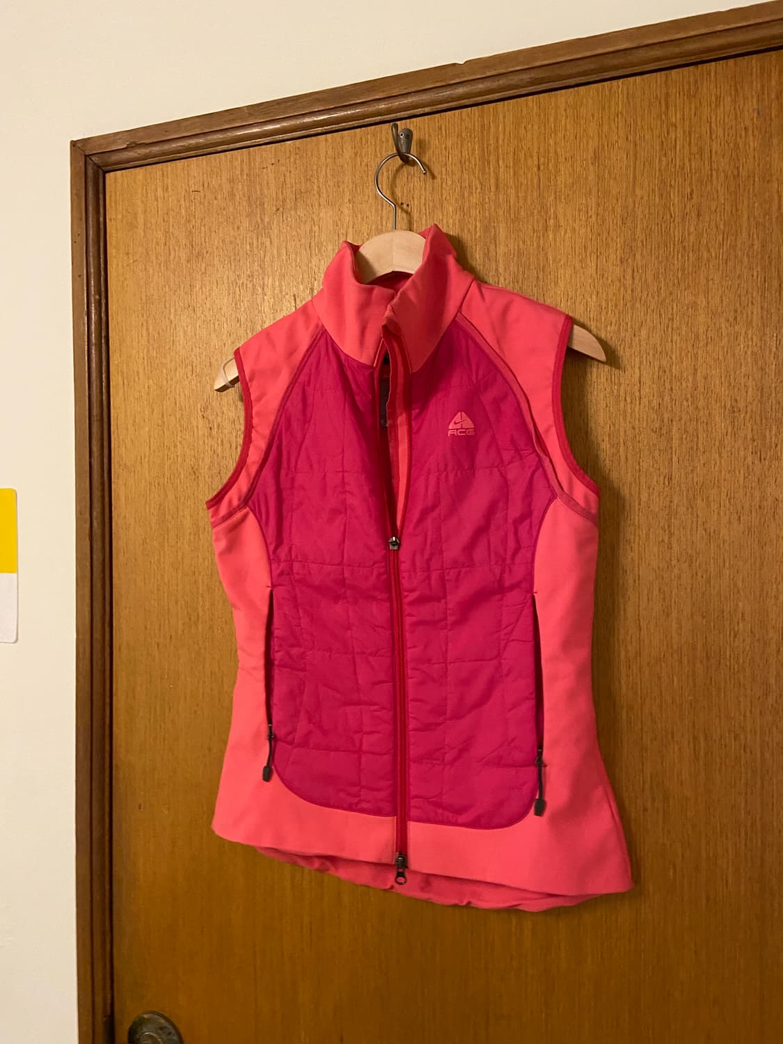 나이키 ACG 핑크 조끼 상품이미지2