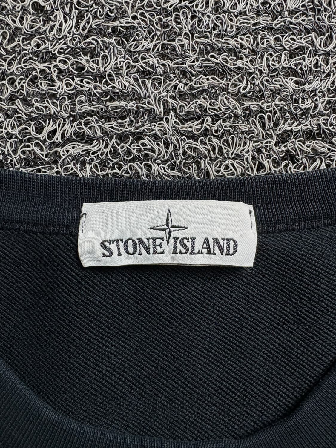 스톤아일랜드 정품 포켓 디테일 블랙 맨투맨 2511 상품이미지3