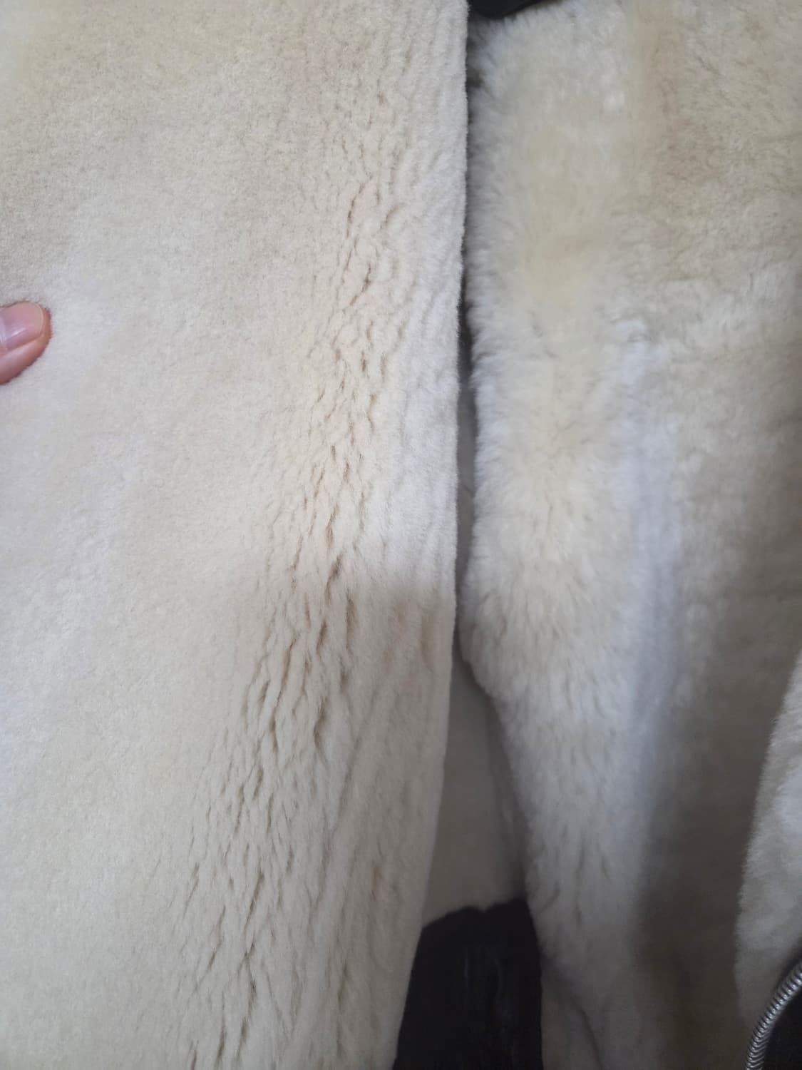 디아프바인 다크 브라운 라이더 무스탕 상품이미지5