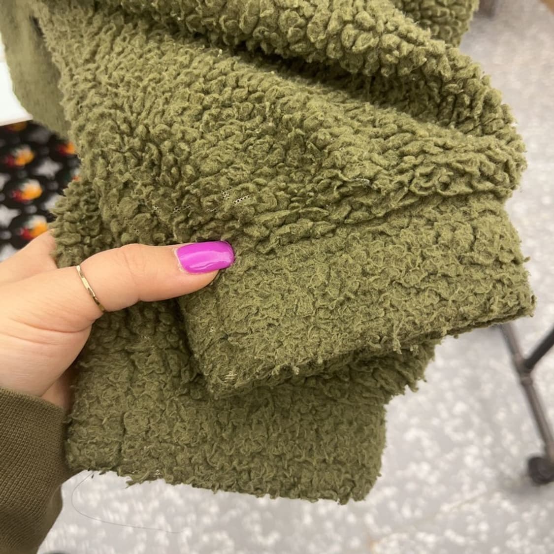 아디다스 키치 빅 트레포일 말차 카키 후리스 M C07049 상품이미지10