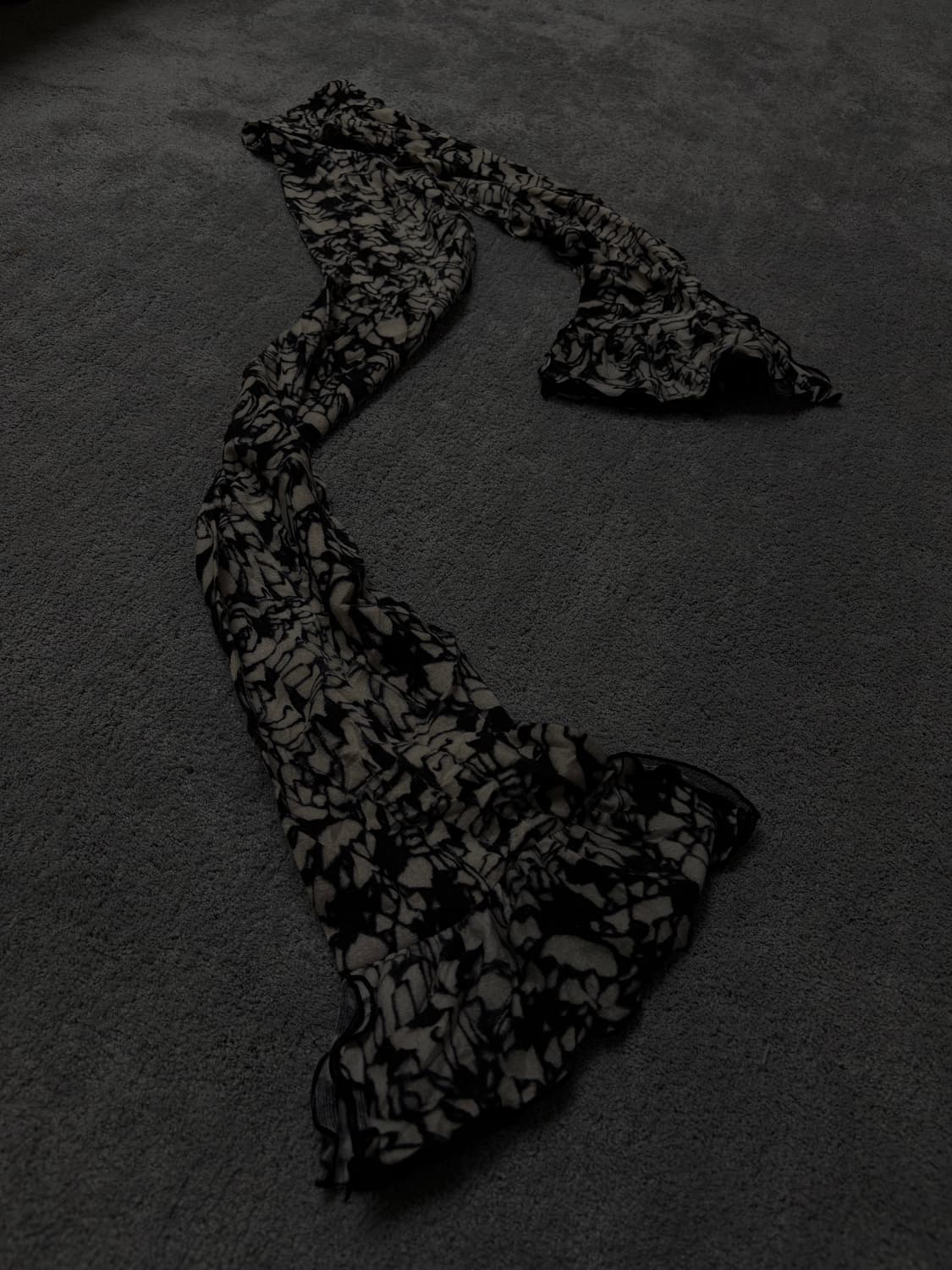 Vintage v-kei punk mood black rose scarf 상품이미지1