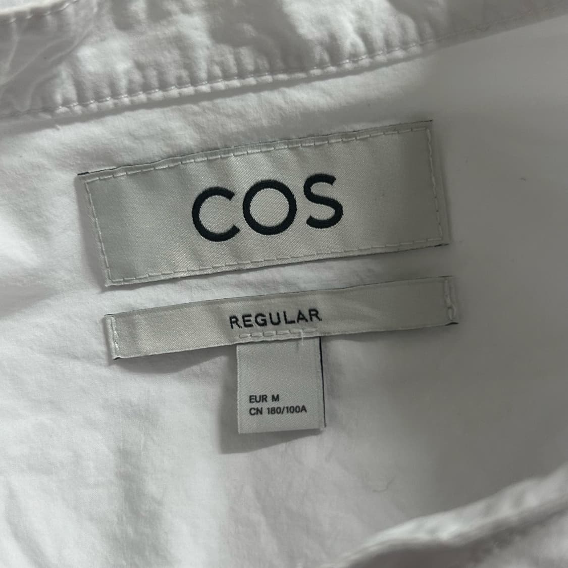 COS 코스 레귤러핏 그랜대드 컬러 셔츠 헨리넥 셔츠 화이트 M  상품이미지9