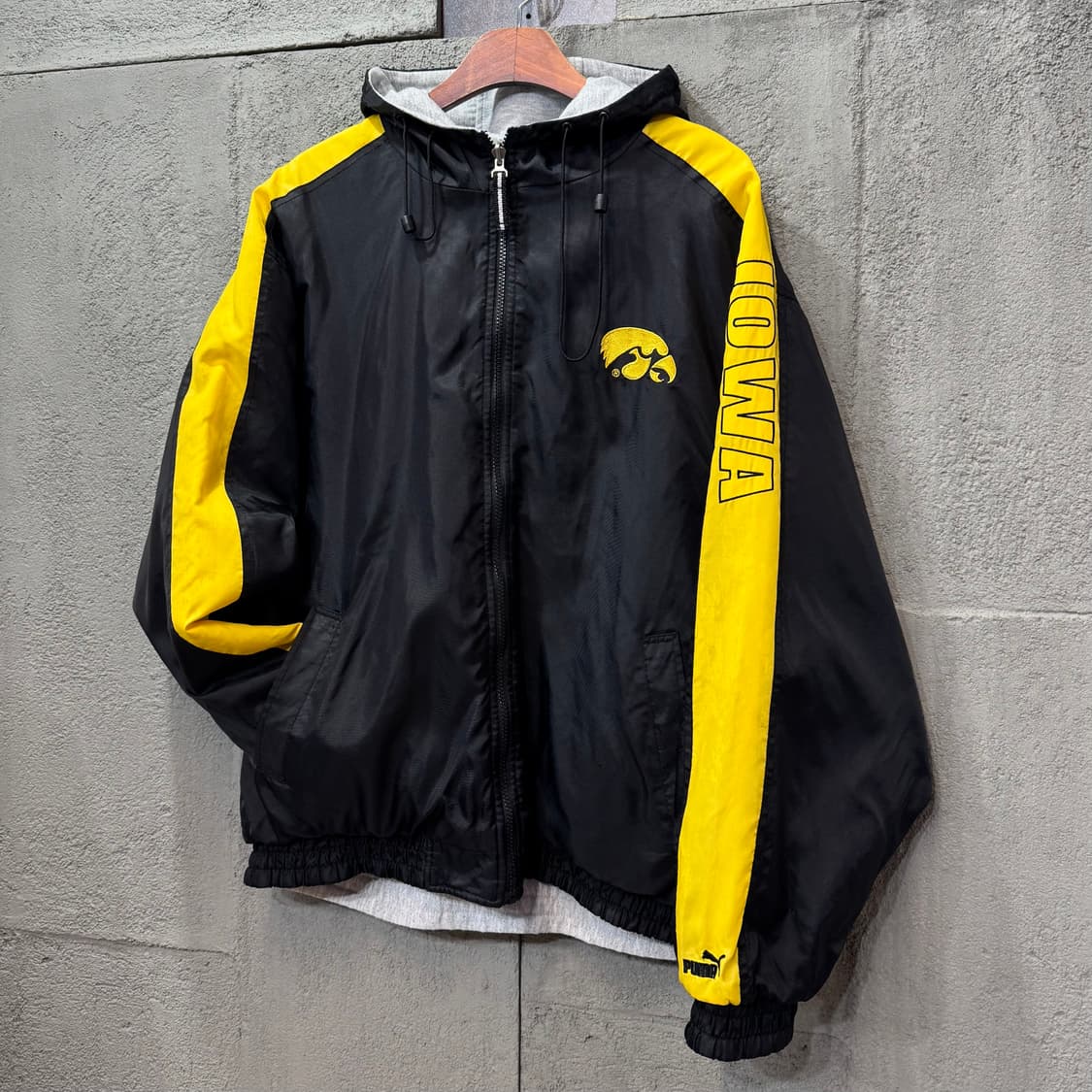 90s 푸마 아이오와 대학 호크아이즈 리버시블 자켓 (XL)   상품이미지5