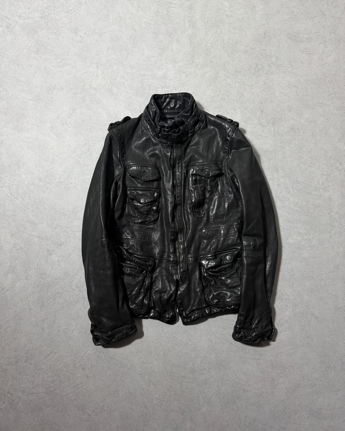 닐바렛 버팔로 멀티지퍼 레더자켓 상품이미지1