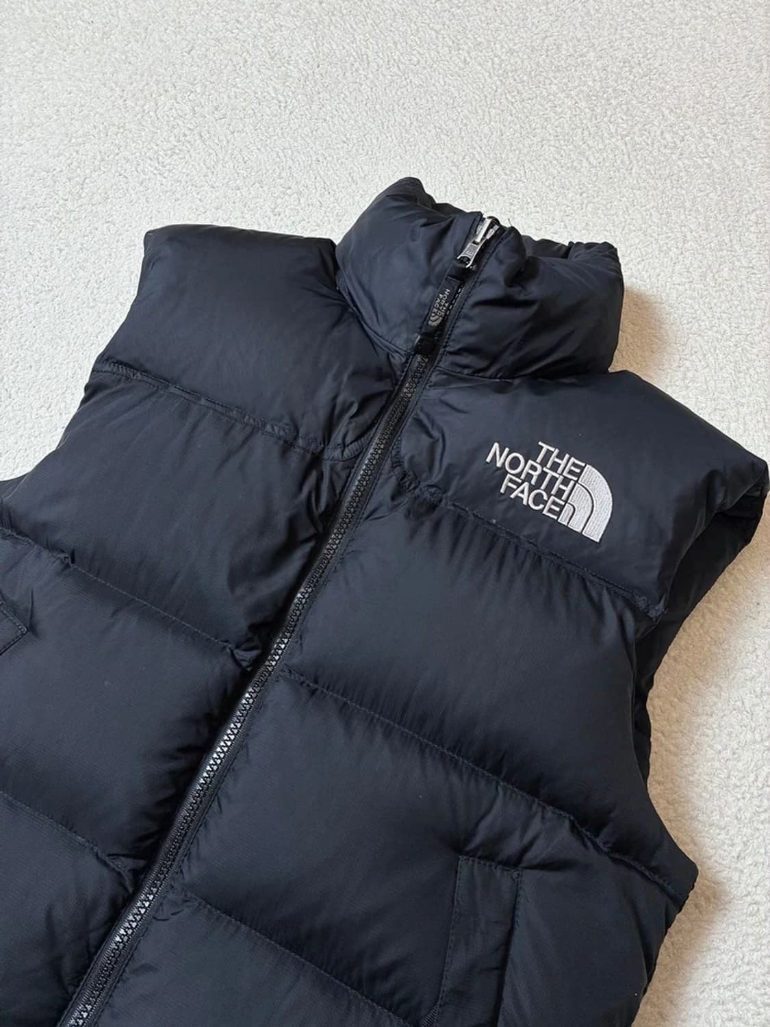 노스페이스 구스다운 크롭 눕시 패딩 조끼 PN7156 상품이미지2