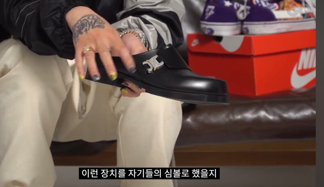 1017 Alyx 9sm 20s/s 롤러코스터 버클 레더 클로그 상품이미지1