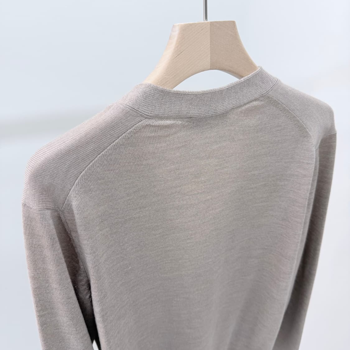 [S+급/S] 메종키츠네 폭스 패치 가디건 베이지 상품이미지6