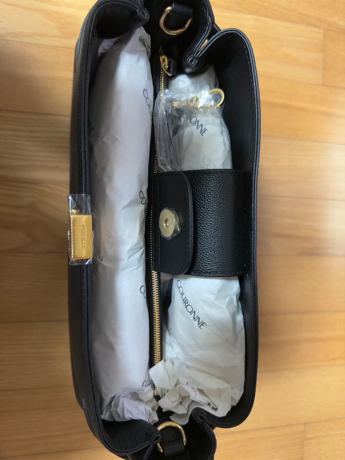 새상품) 쿠론 REVE32 소가죽 숄더백 상품이미지4