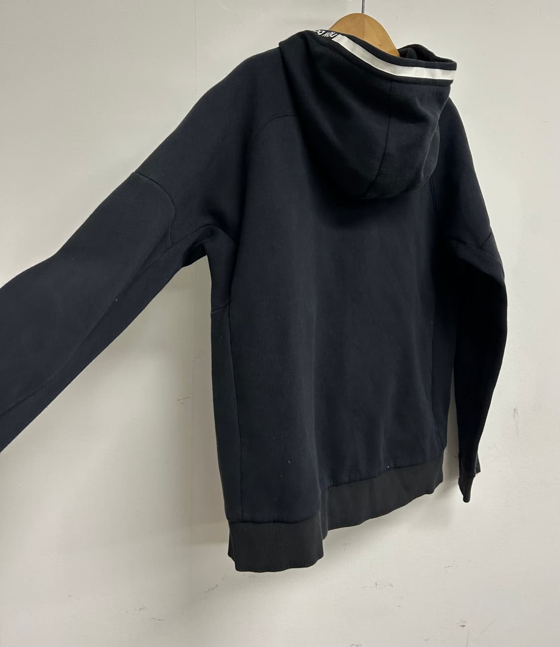 뉴발란스 후드집업 블랙 m 상품이미지4