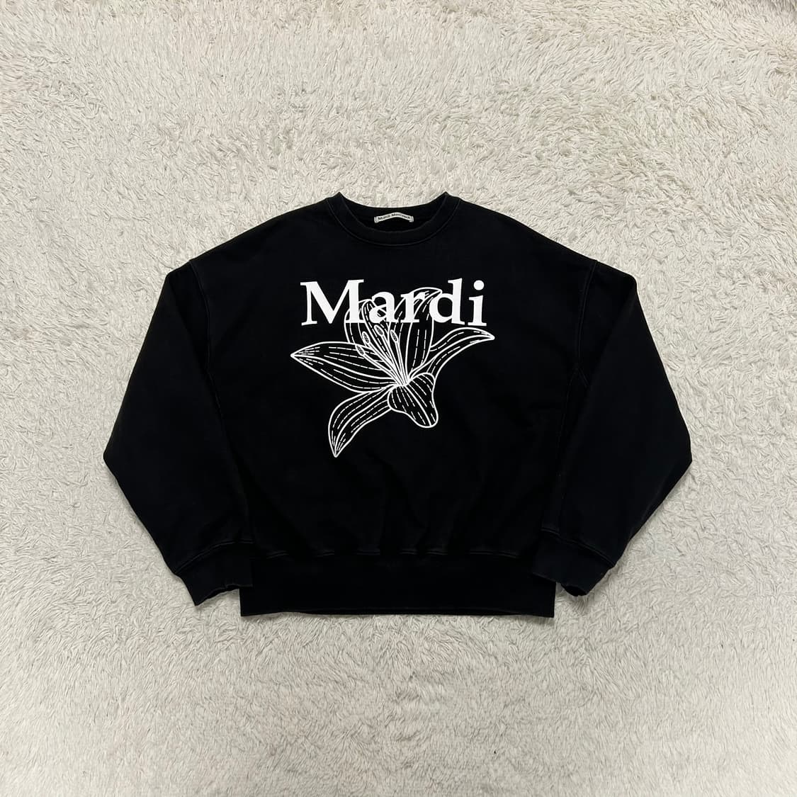 Mardi Mercredi Black Sweatshirt 상품이미지4