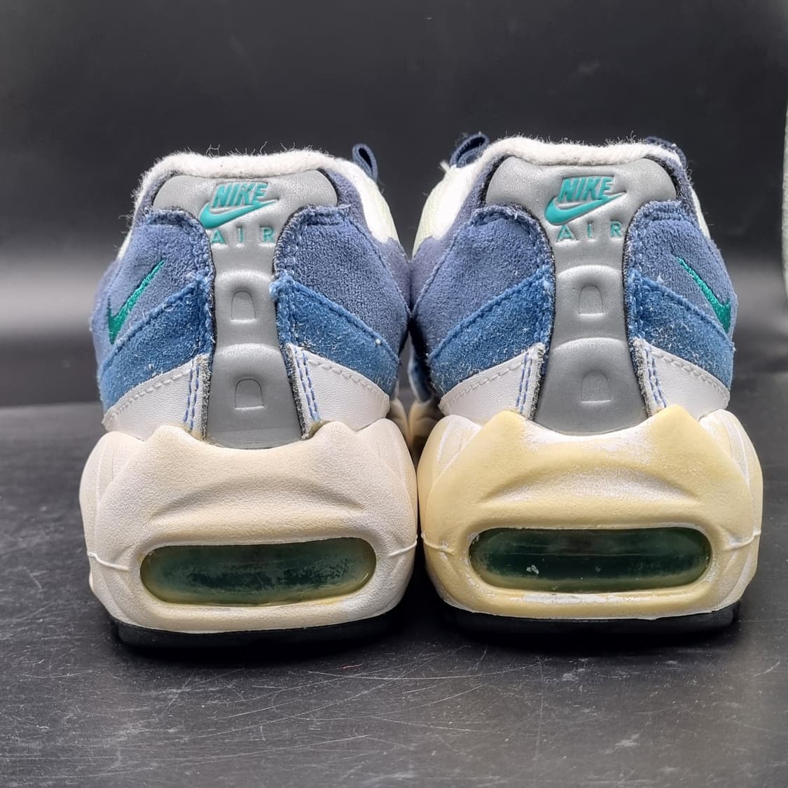 나이키 에어맥스95 흰파남 운동화 220 상품이미지4