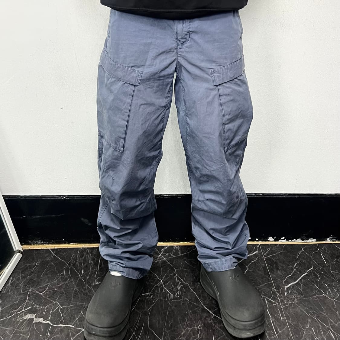칼하트 WIP 스트레이트 카고 팬츠 상품이미지2