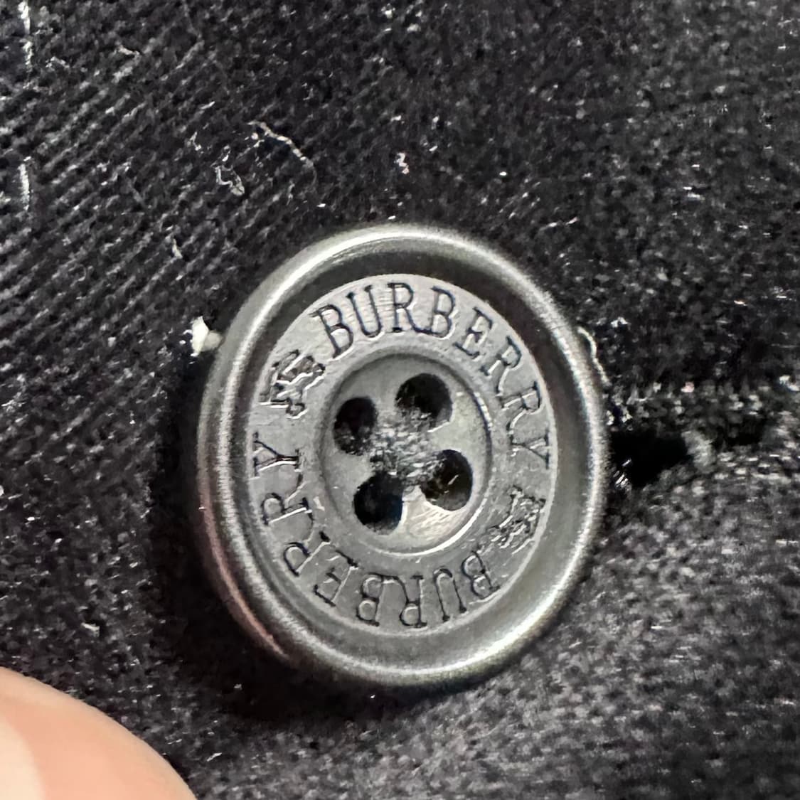 버버리 블랙 벨벳 블레이저 자켓 상품이미지8