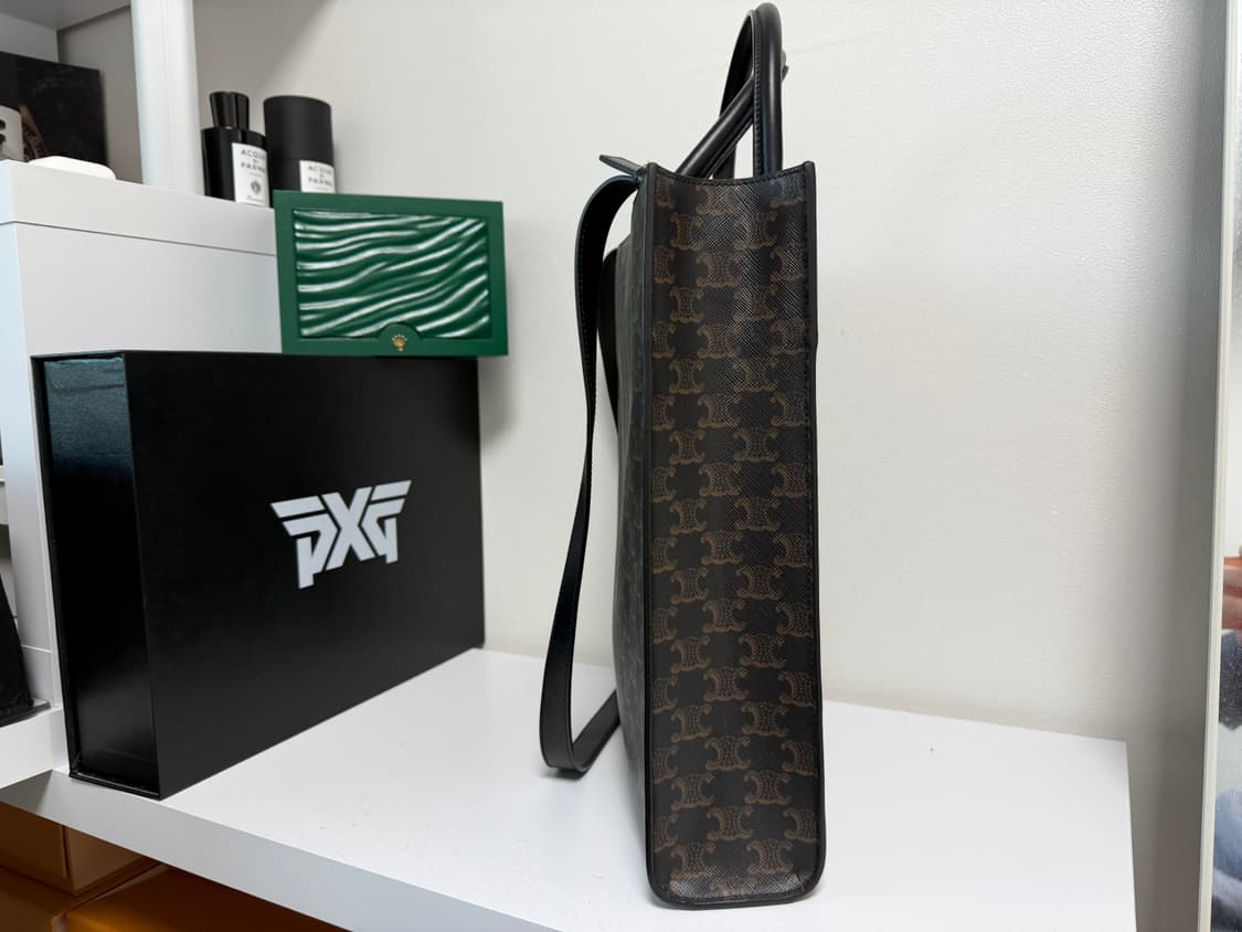 셀린느 트리오페 버티컬 카바스 토트백 미디움 상품이미지2