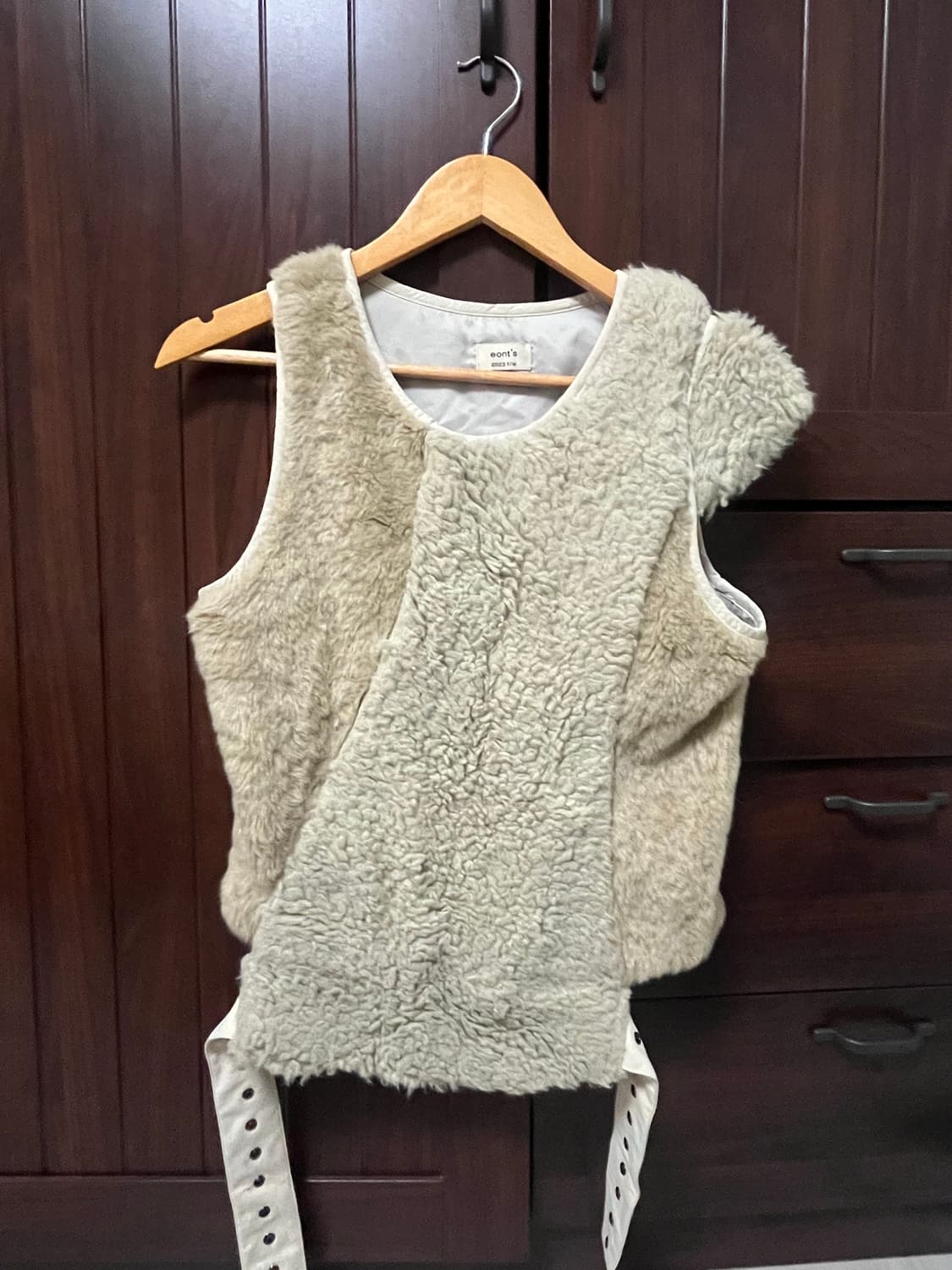 애옹쓰 무스탕 퍼 베스트 상품이미지2