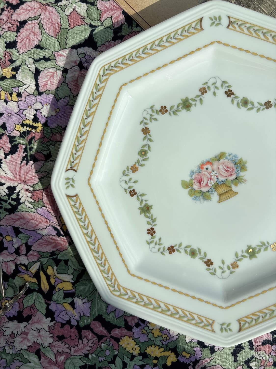 [레어]빌레로이앤보흐 갈로 레오나르도 꽃바구니 샐럿 접시 상품이미지2