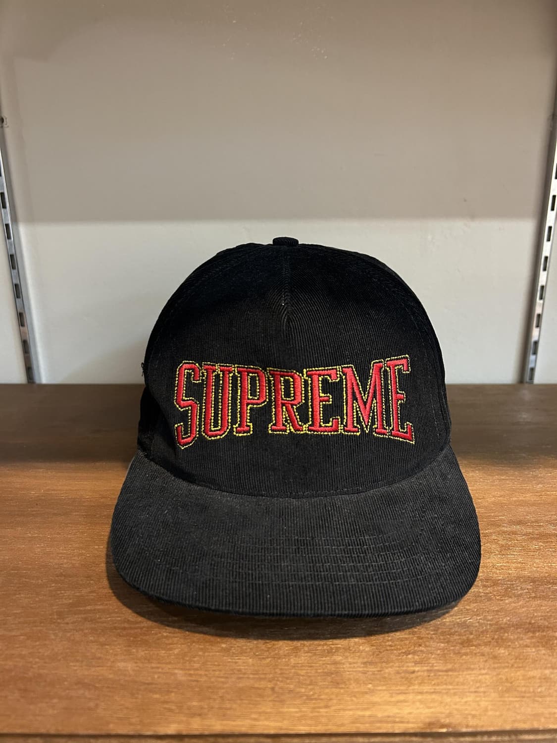 슈프림 코듀로이 클래식 로고 스냅백 상품이미지1