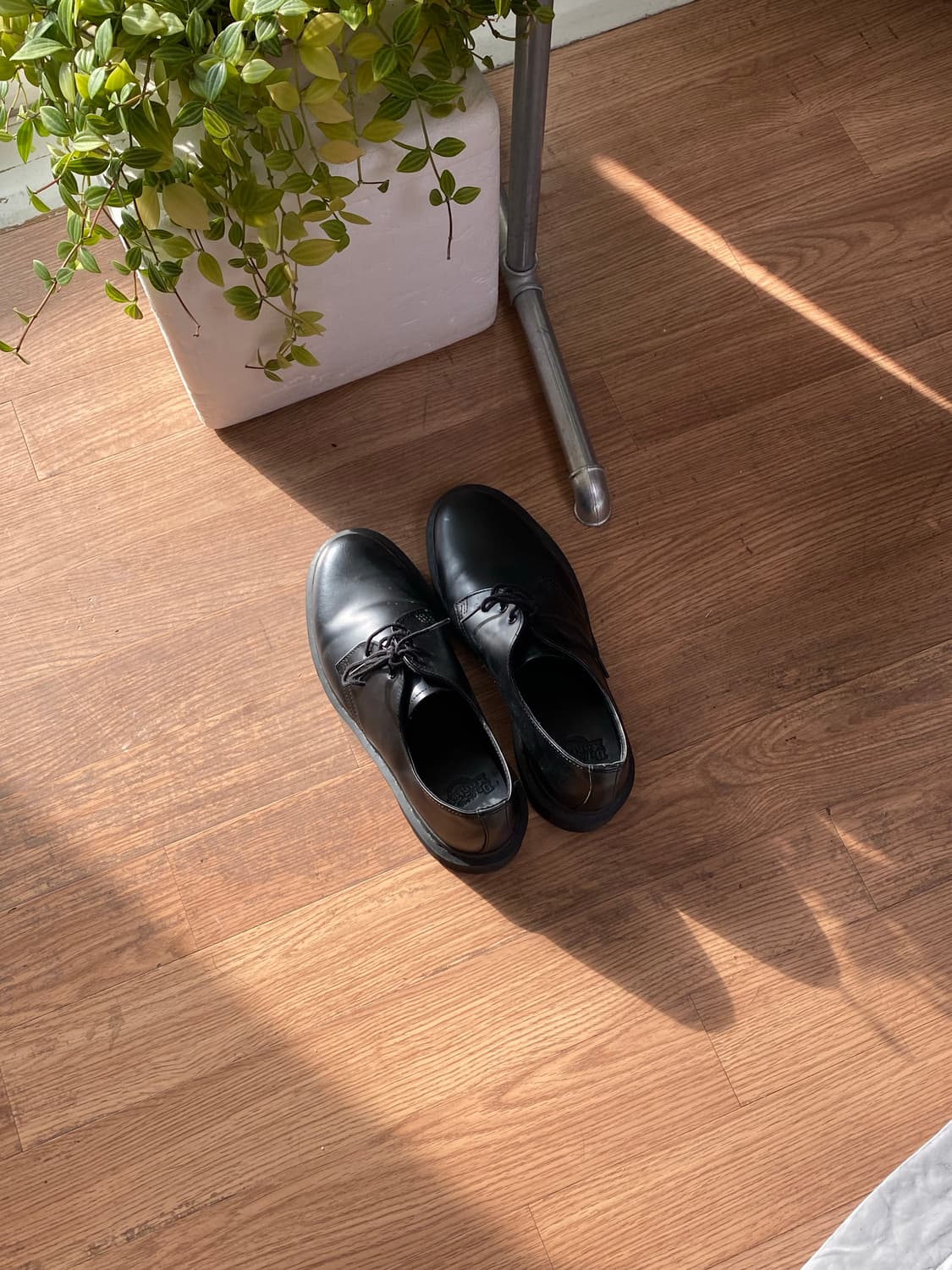 닥터마틴 1461 모노 상품이미지1