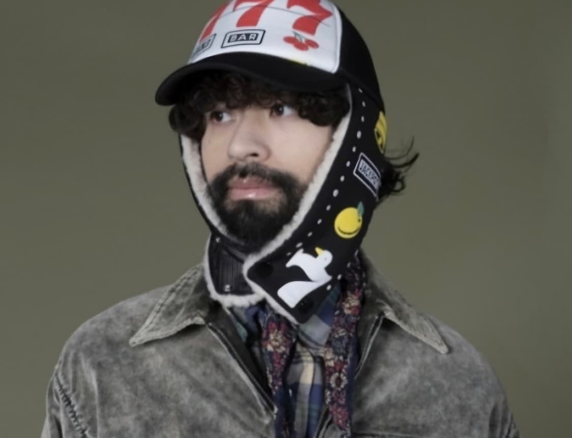 캐피탈 럭키 베터리 버드 트루퍼 매쉬캡 블랙 상품이미지1