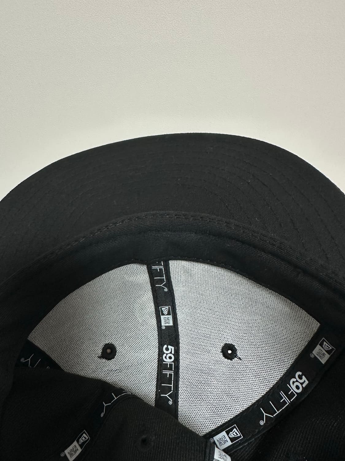 뉴에라 모자  블랙 56.8cm 상품이미지1