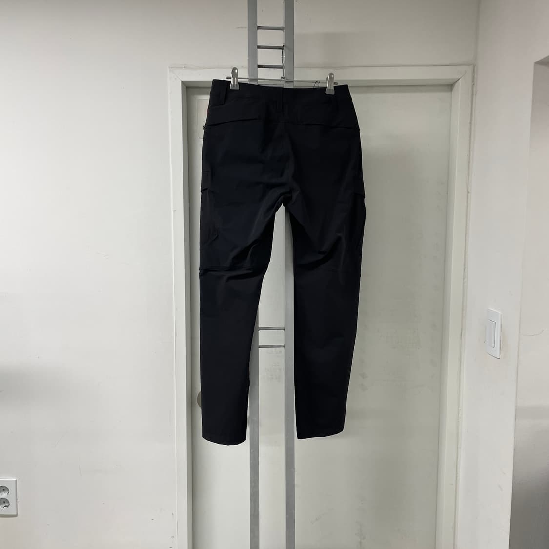 아크테릭스 블랙 팬츠 28 상품이미지5