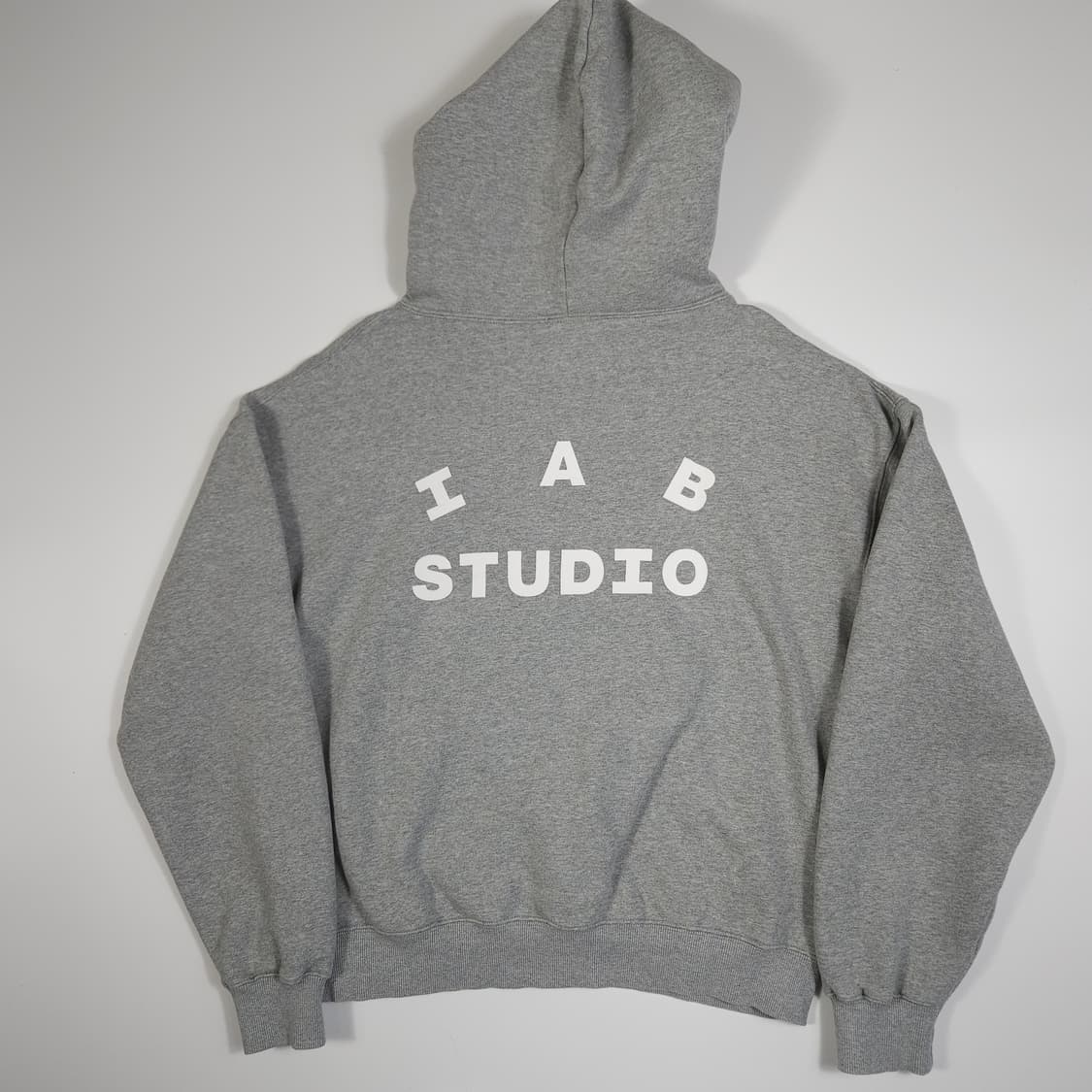 아이앱스튜디오 그레이 후드티  상품이미지4