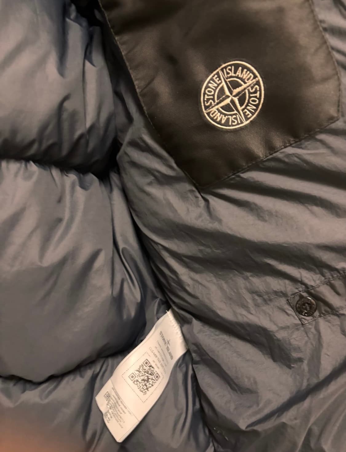 스톤 아일랜드 가먼트 다이드 크링클랩스 다운 자켓 블랙 상품이미지4