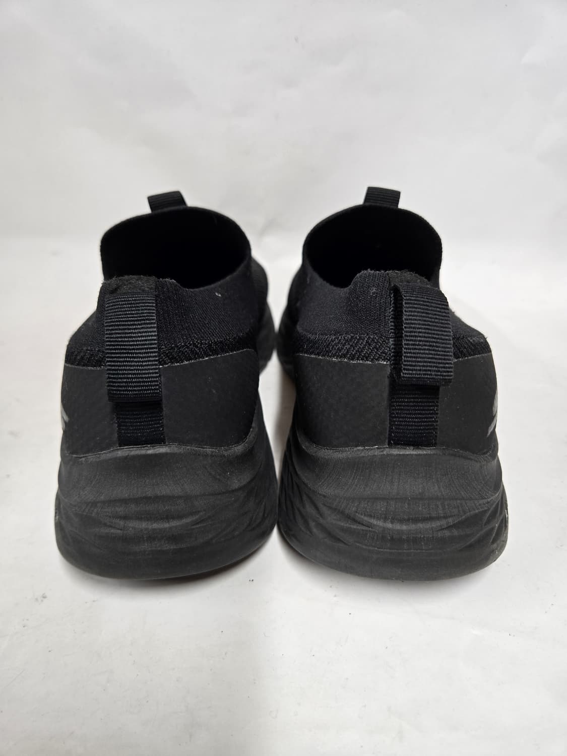 스케쳐스 고워크 블랙 슬립온 운동화 260mm 상품이미지4