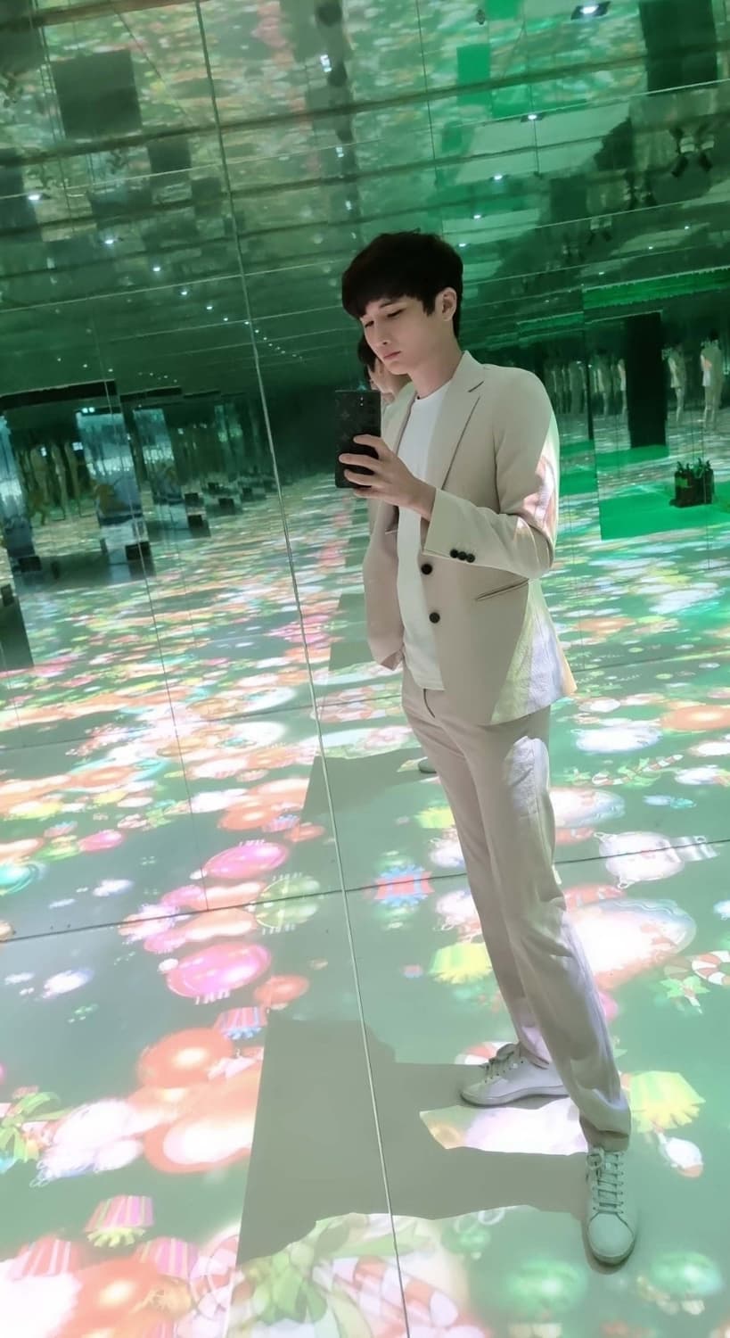 생로랑 Rip 입술패치 키스 스니커즈 화이트 39사이즈 상품이미지7