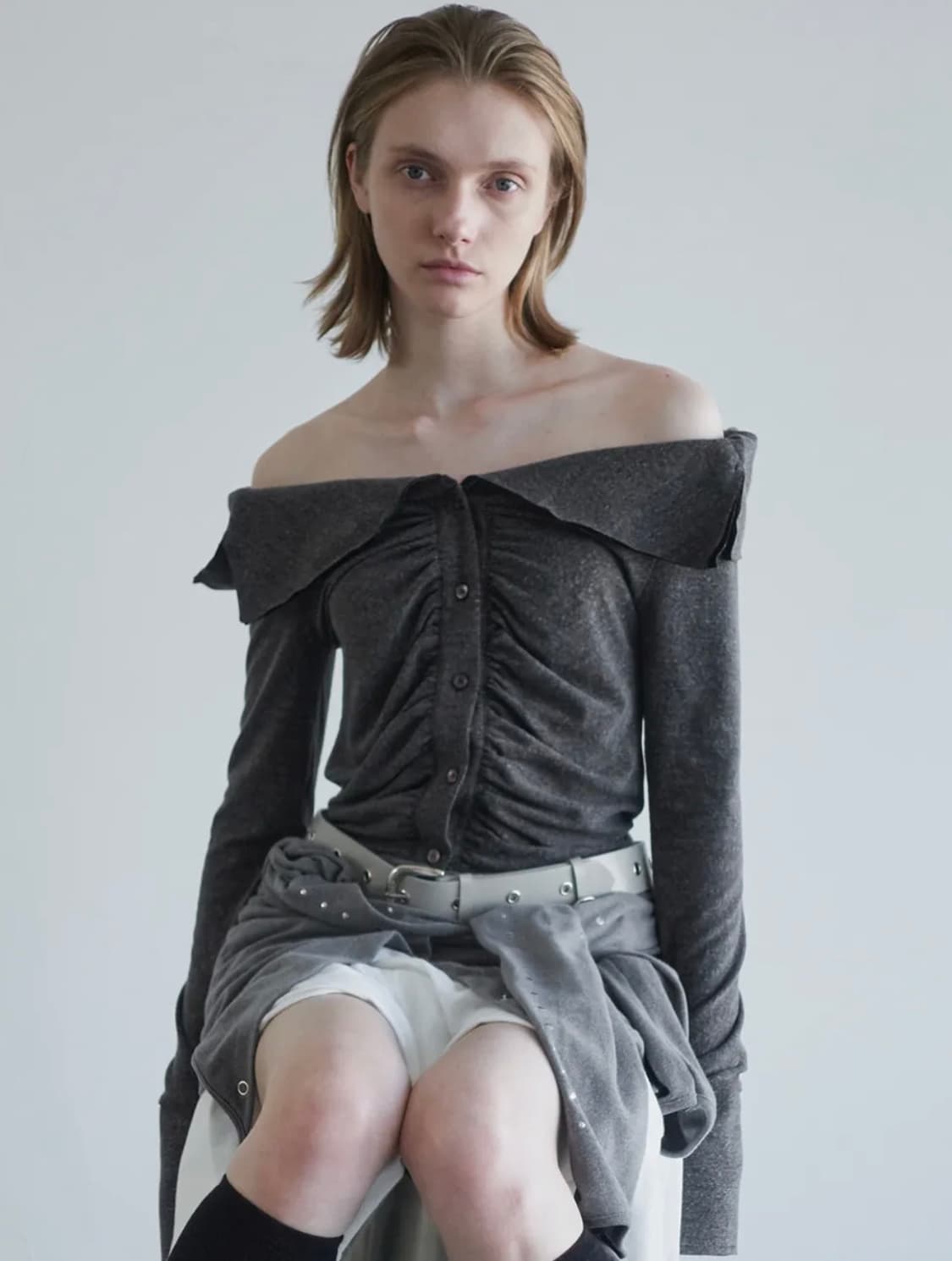 세릭 링클 오프숄더 탑 WRINKLE OFF SHOULDER TOP 상품이미지4