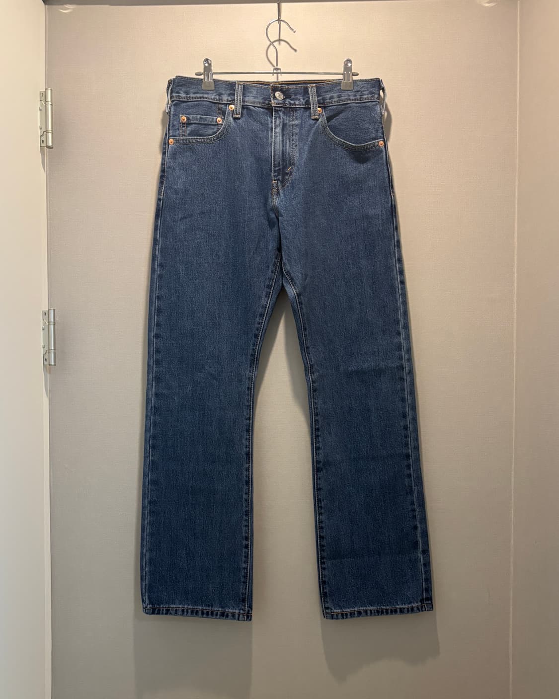 (30x30) 리바이스 517 미디엄 스톤워시 부츠컷 데님팬츠 상품이미지1