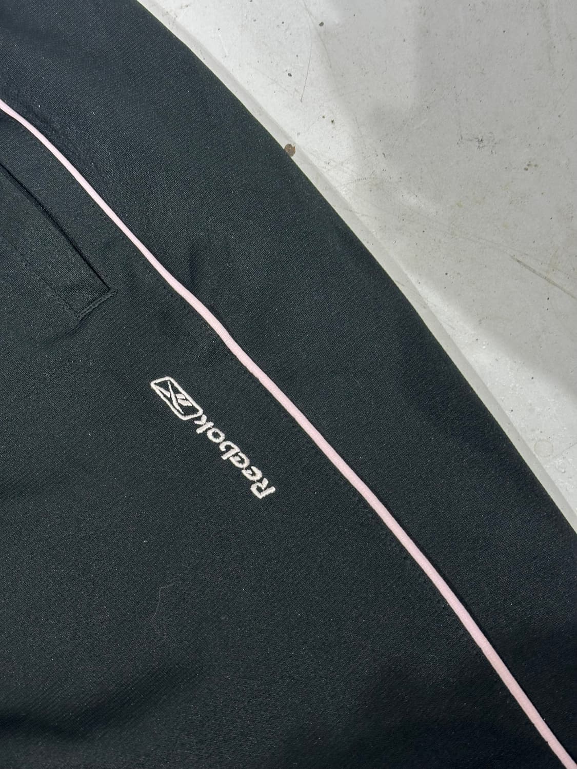 리복 블랙 와이드 스몰 로고 사이드 라인 팬츠 M 상품이미지6