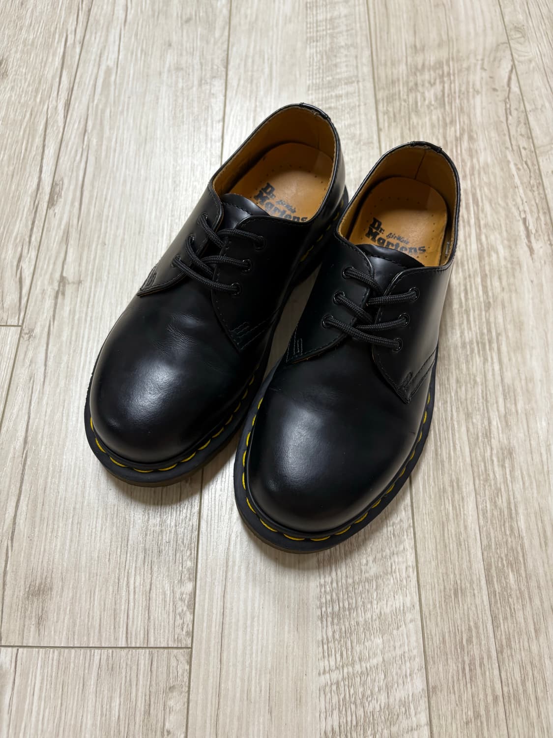 닥터마틴 1461 3홀 스무스 220 상품이미지1