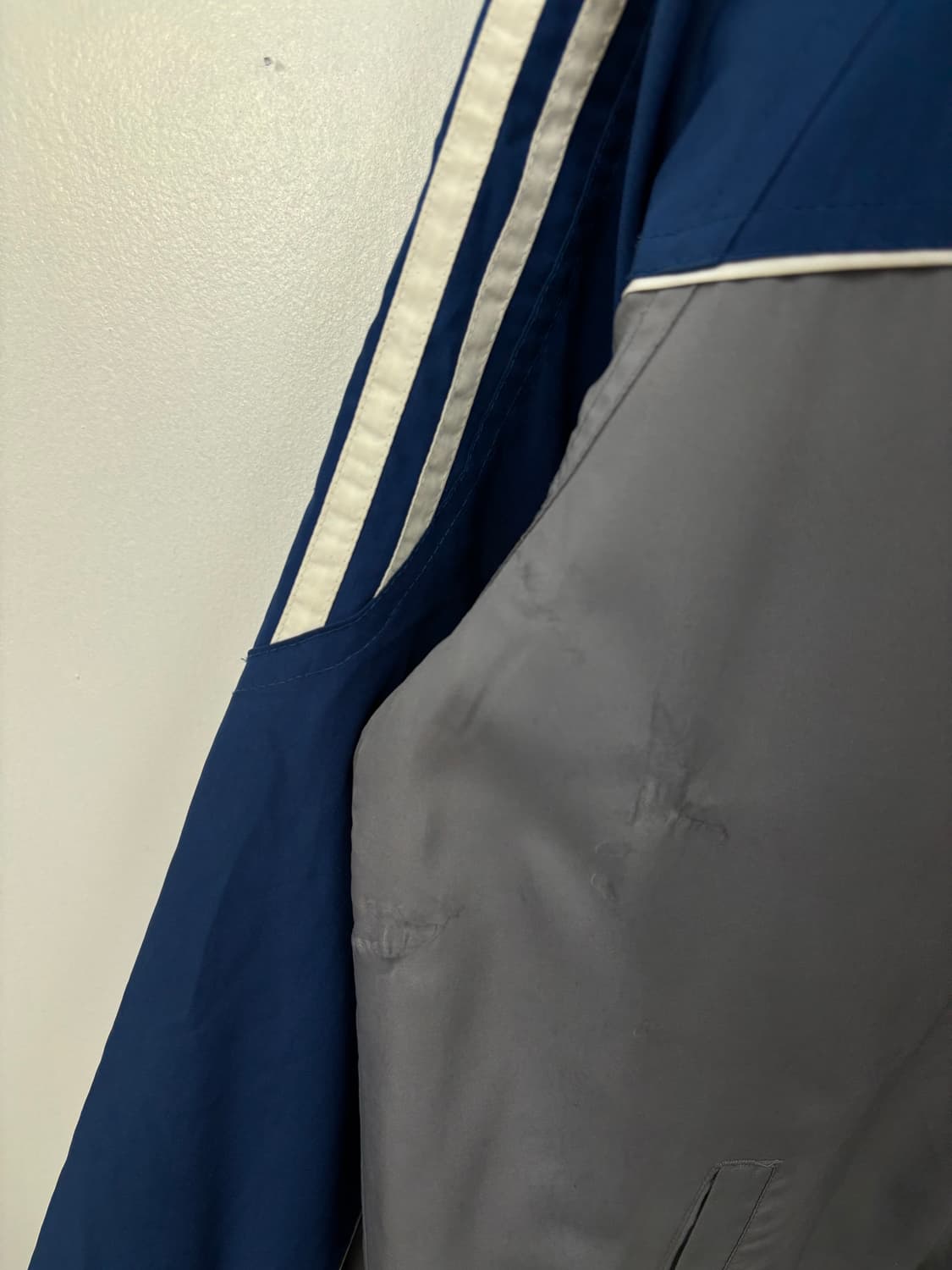 아디다스 올드스쿨 백로고 누빔점퍼 상품이미지4