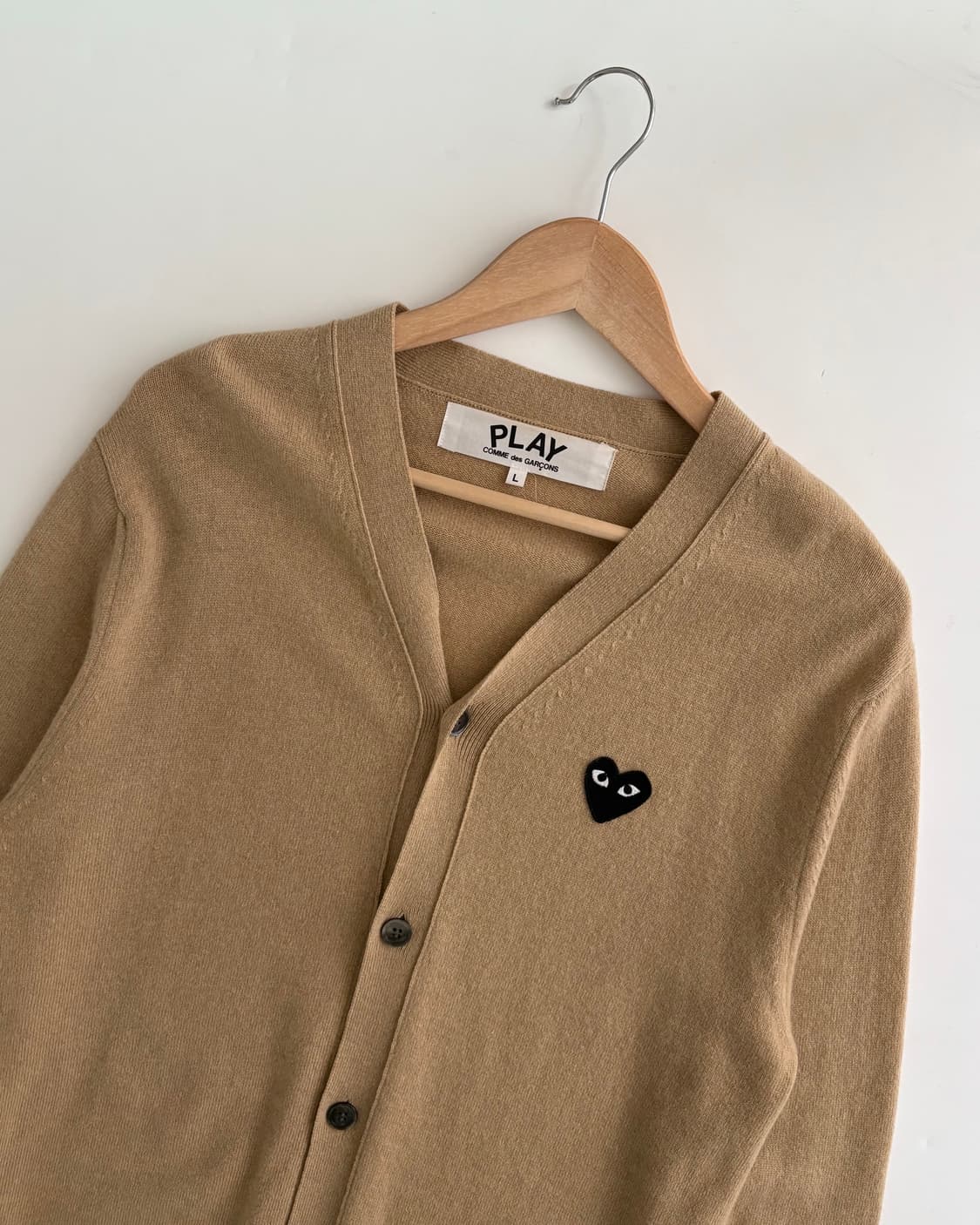 COMMEdesGARCONS 꼼데가르송 베이지컬러 블랙와펜 가디건  상품이미지4
